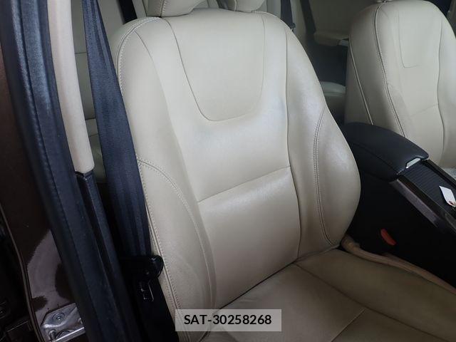 Volvo CROSS COUNTRY 2017-08 8076065-22