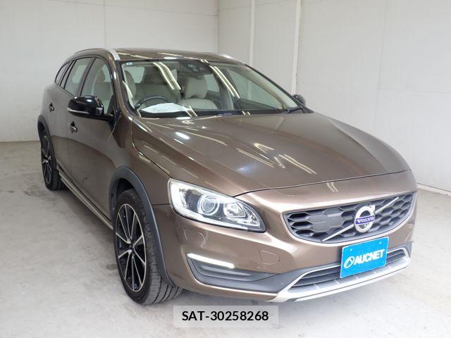 Volvo CROSS COUNTRY 2017-08 8076065-3
