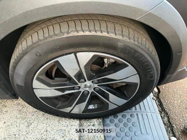 Volvo CROSS COUNTRY 2023-09 8102544-10