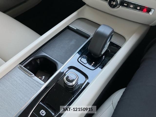 Volvo CROSS COUNTRY 2023-09 8102544-25