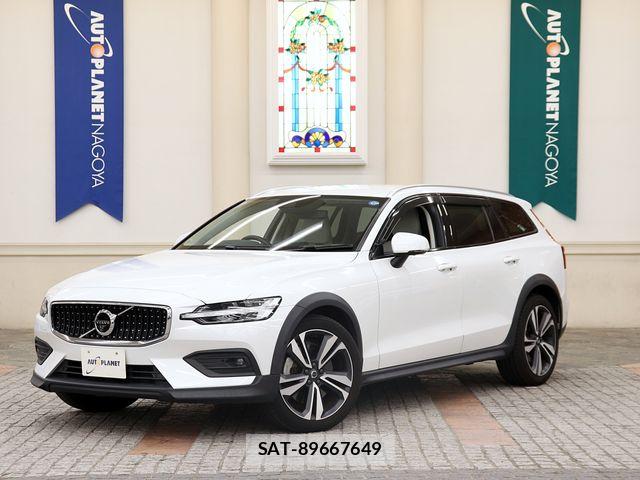 Volvo CROSS COUNTRY 2022-03 8338402-0