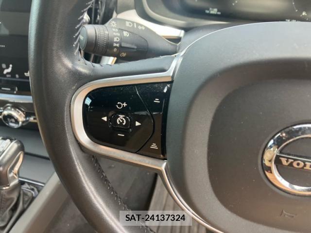 Volvo CROSS COUNTRY 2019-09 8411005-17