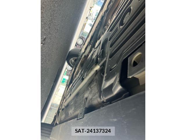 Volvo CROSS COUNTRY 2019-09 8411005-7