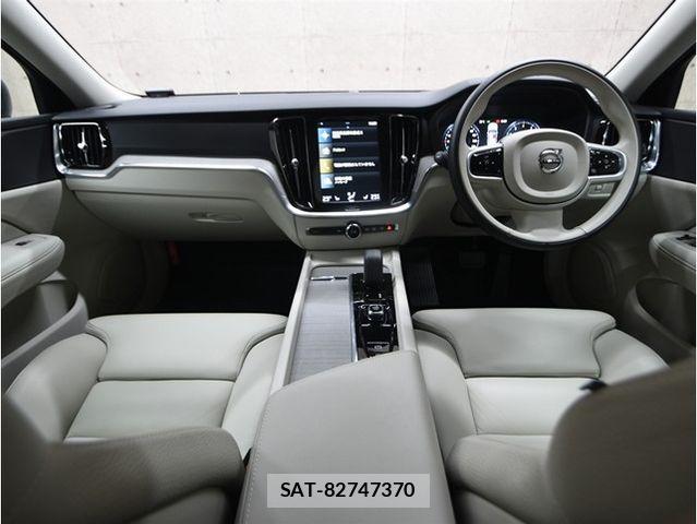 Volvo CROSS COUNTRY 2021-12 8563998-2