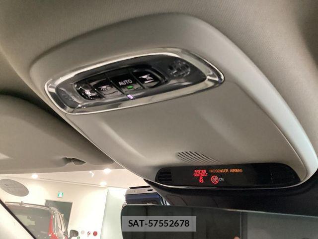 Volvo CROSS COUNTRY 2022-06 8662247-12