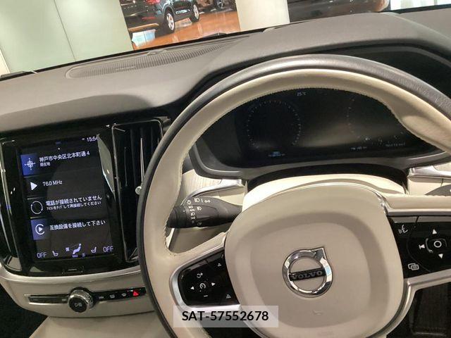 Volvo CROSS COUNTRY 2022-06 8662247-15