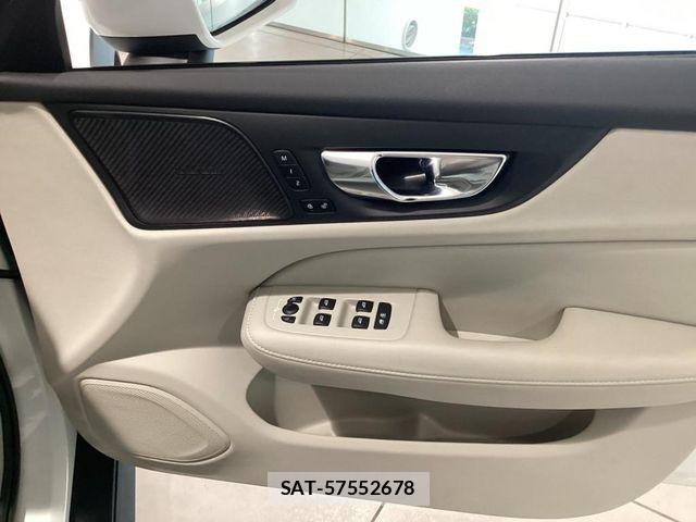 Volvo CROSS COUNTRY 2022-06 8662247-22