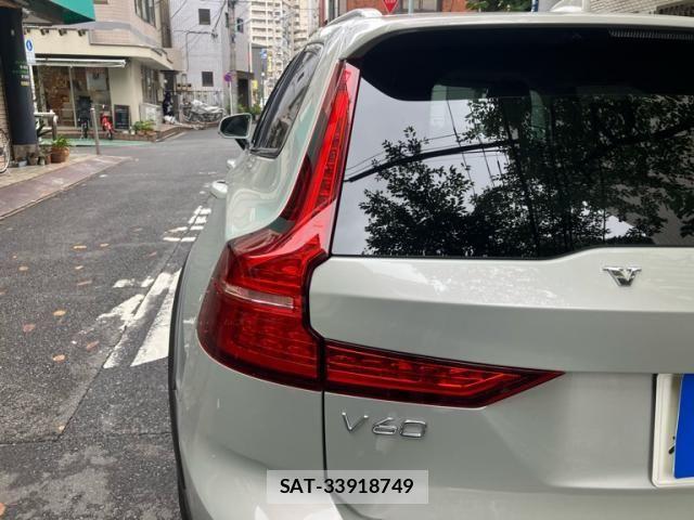 Volvo CROSS COUNTRY 2019-09 8797865-14