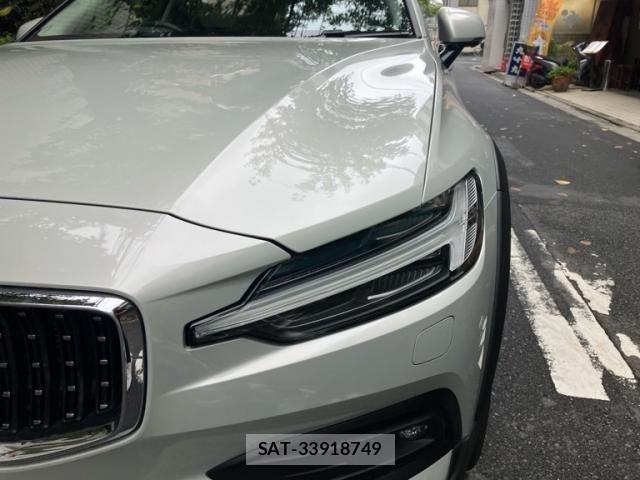 Volvo CROSS COUNTRY 2019-09 8797865-15