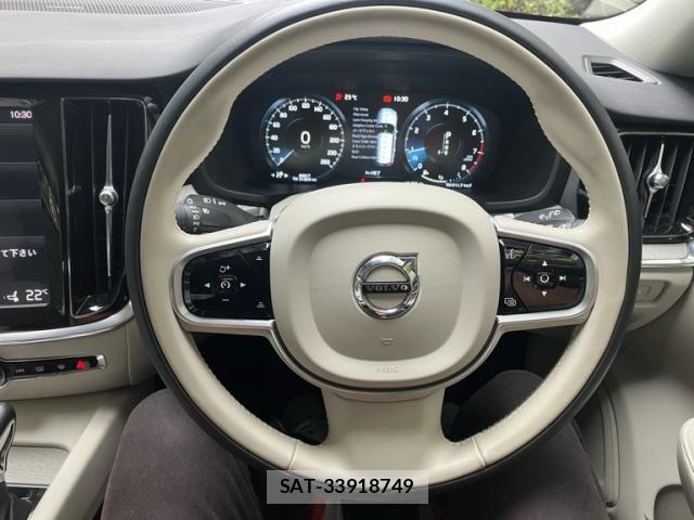Volvo CROSS COUNTRY 2019-09 8797865-22