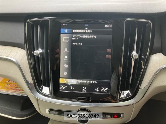 Volvo CROSS COUNTRY 2019-09 8797865-29