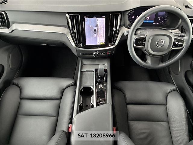Volvo CROSS COUNTRY 2023-09 8832366-2