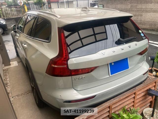 Volvo CROSS COUNTRY 2021-02 8832367-8