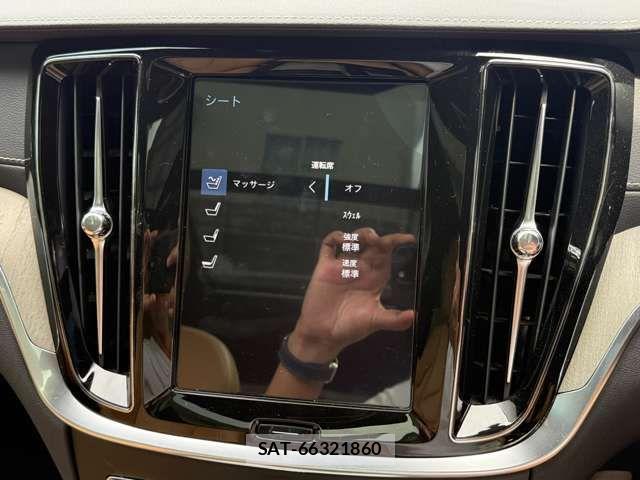 Volvo CROSS COUNTRY 2019-05 8832368-9