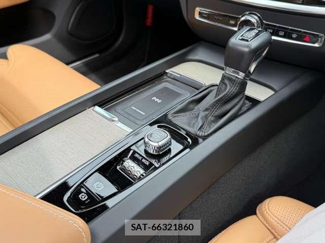 Volvo CROSS COUNTRY 2019-05 8832368-10