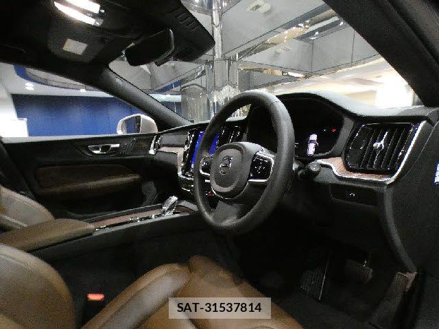 Volvo CROSS COUNTRY 2023-03 8872365-11