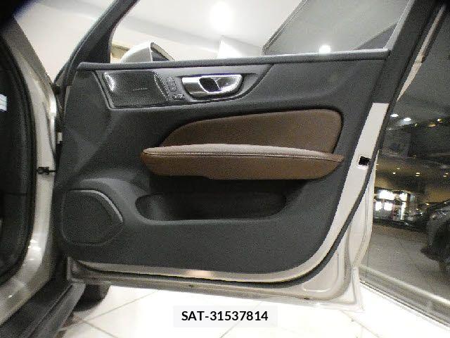 Volvo CROSS COUNTRY 2023-03 8872365-22