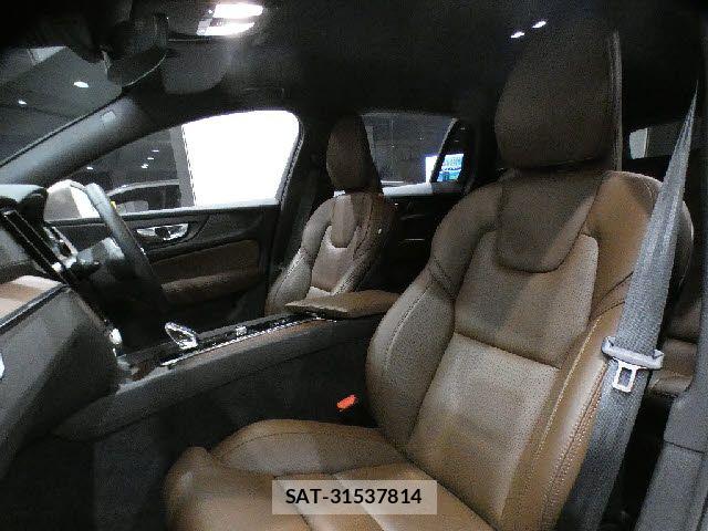 Volvo CROSS COUNTRY 2023-03 8872365-25