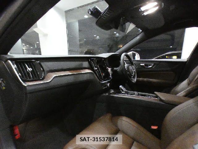 Volvo CROSS COUNTRY 2023-03 8872365-2