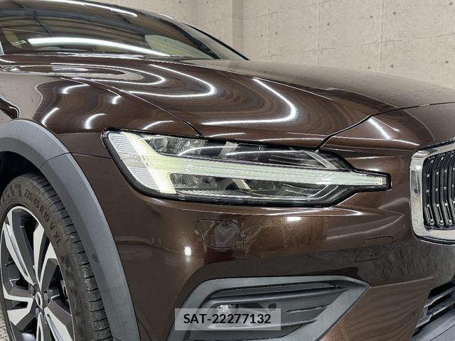 Volvo CROSS COUNTRY 2020-01 8882844-13