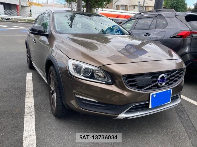 Volvo CROSS COUNTRY 2016-08 8884566-1