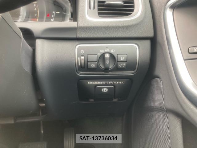 Volvo CROSS COUNTRY 2016-08 8884566-19