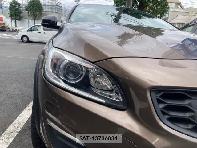 Volvo CROSS COUNTRY 2016-08 8884566-4