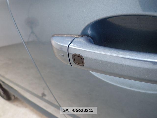 Volvo V70 2013-05 7226775-11