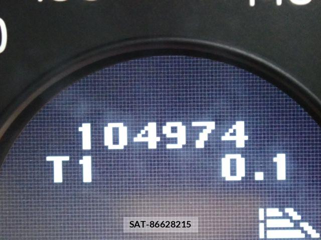 Volvo V70 2013-05 7226775-13