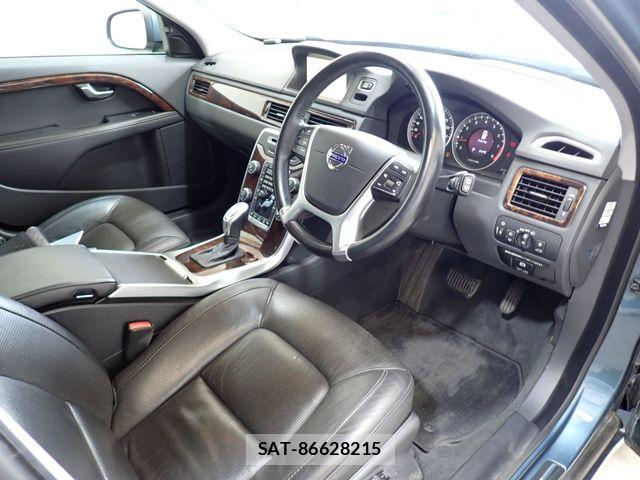 Volvo V70 2013-05 7226775-1