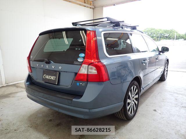 Volvo V70 2013-05 7226775-7