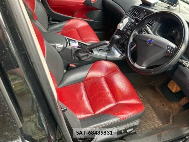 Volvo V70 2005-05 7330989-8