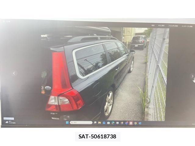 Volvo V70 2009-06 7394716-2