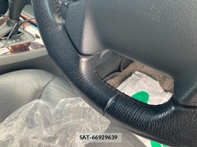 Volvo V70 2007-05 7458684-27