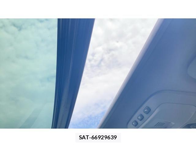 Volvo V70 2007-05 7458684-28