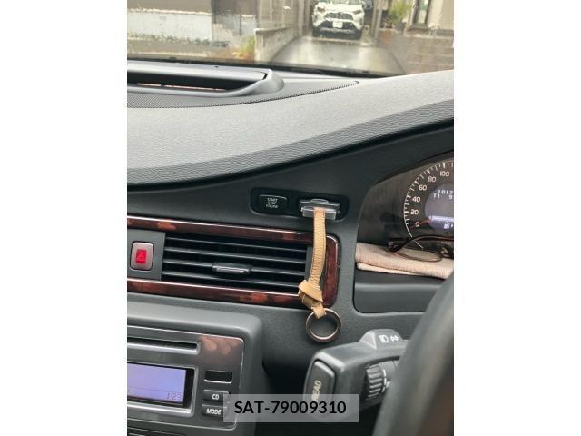 Volvo V70 2008-05 7503551-18
