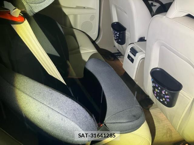 Volvo V70 2014-12 7621152-10
