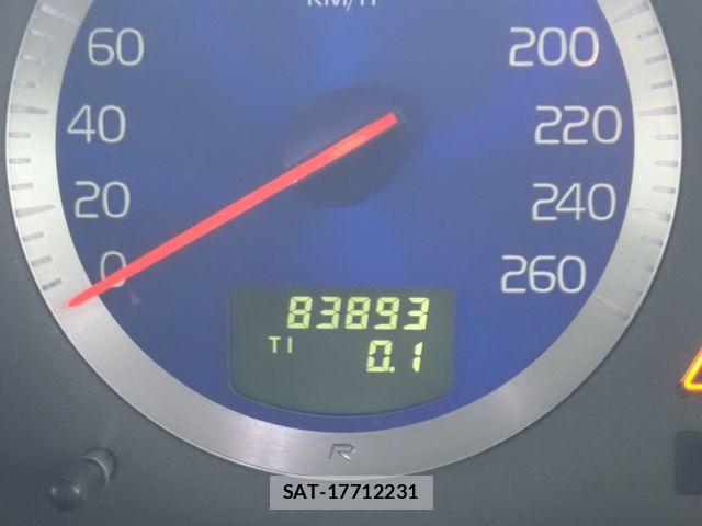 Volvo V70 2003-08 7730448-12
