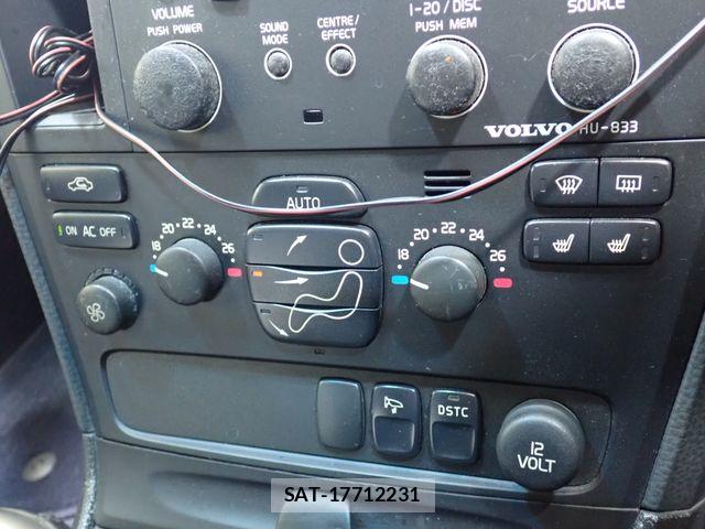 Volvo V70 2003-08 7730448-13