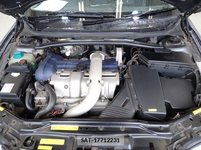 Volvo V70 2003-08 7730448-25