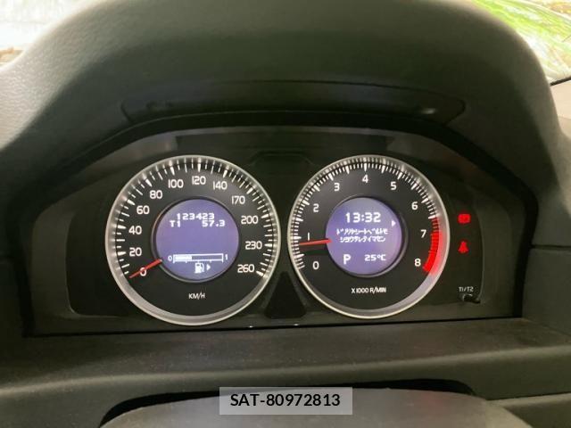 Volvo V70 2011-11 7730446-10