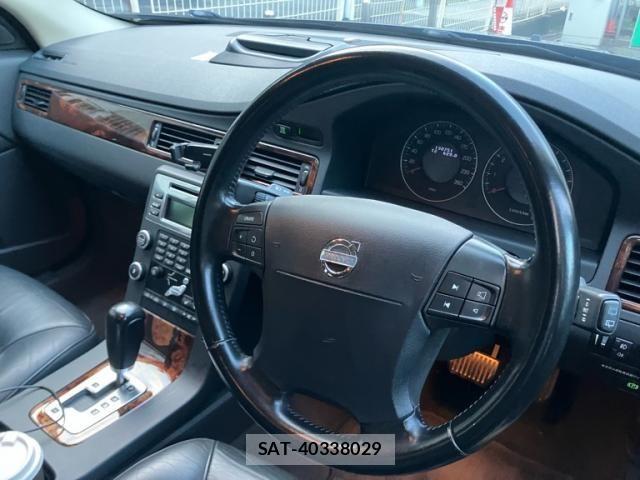 Volvo V70 2009-06 7880339-13