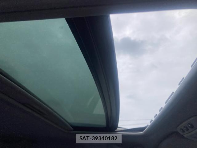 Volvo V70 2007-12 7903595-16