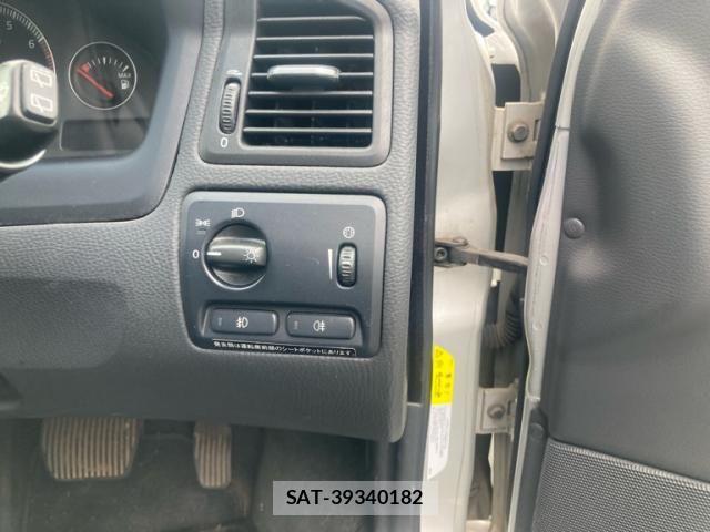 Volvo V70 2007-12 7903595-7