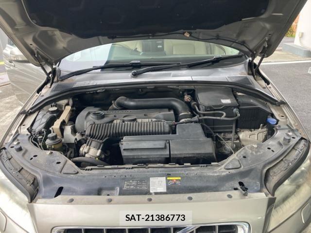 Volvo V70 2009-06 8039047-8