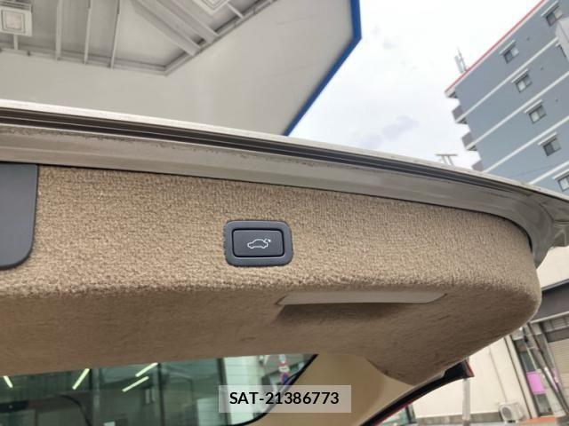 Volvo V70 2009-06 8039047-10