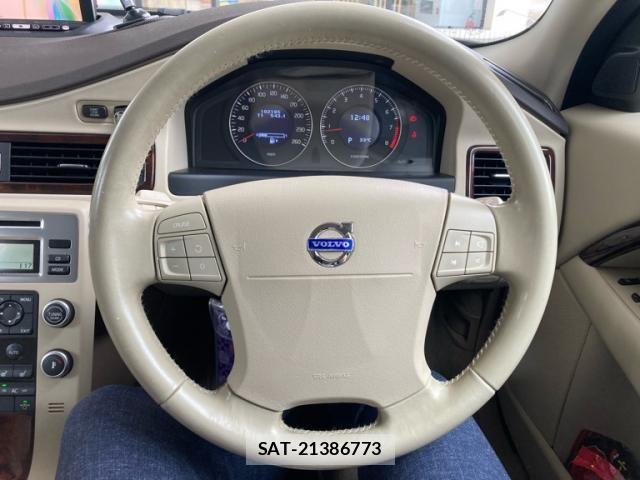 Volvo V70 2009-06 8039047-15
