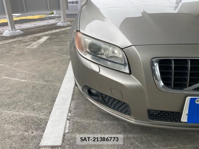 Volvo V70 2009-06 8039047-3