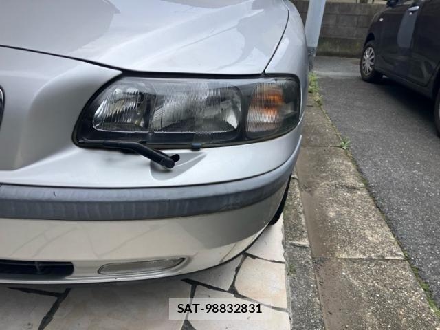 Volvo V70 2001-12 8039044-1