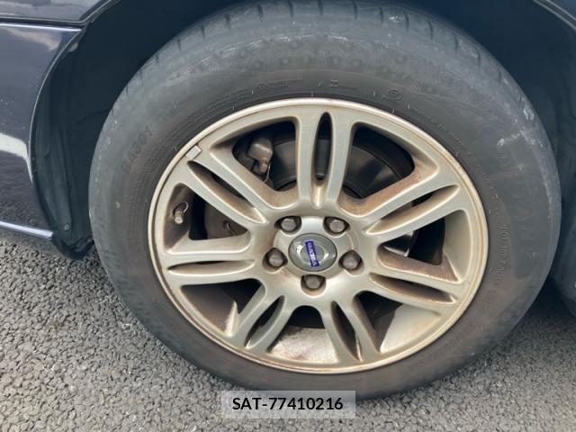 Volvo V70 2007-11 8039046-12